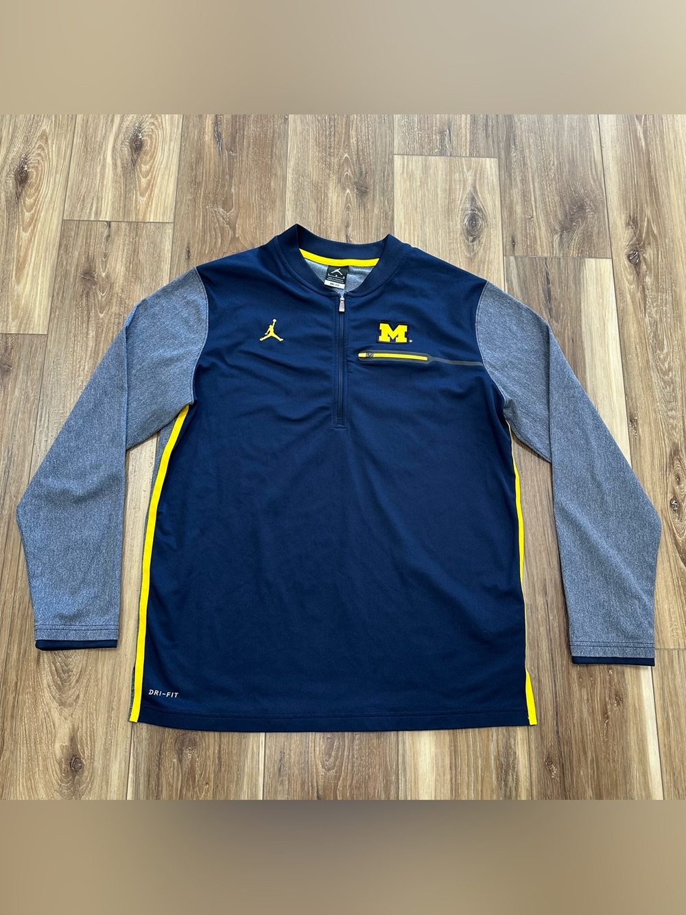 Nike Jordan Dri-Fit Michigan Wolverines 1/4 Zip Pullover, Large